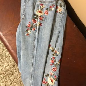 Ava & Viv Cropped Jegging